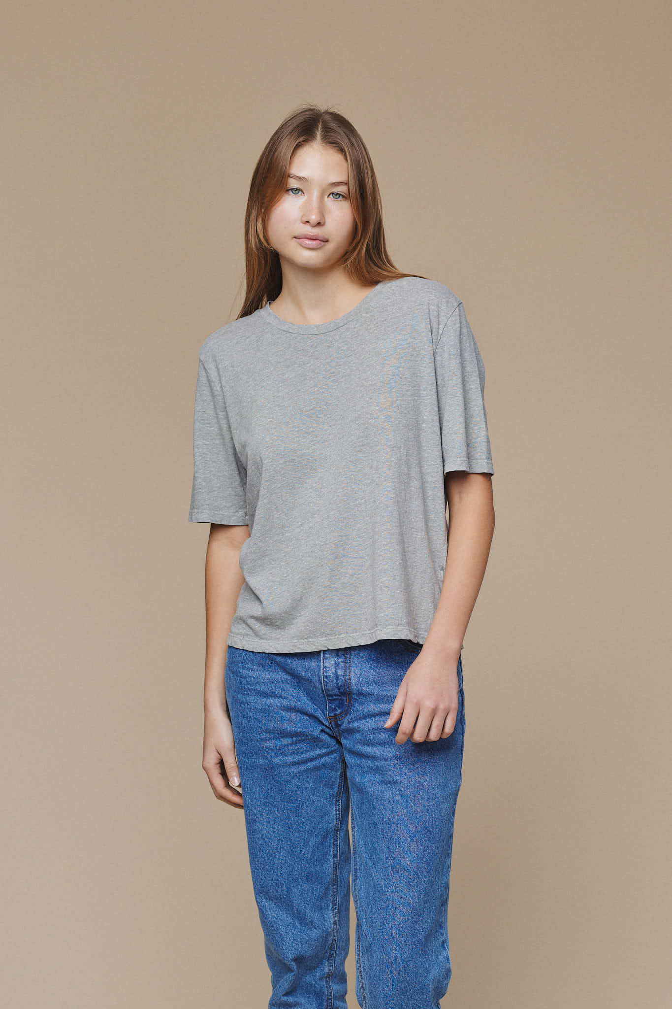 Heathered Silverlake Tee | Jungmaven Hemp Clothing & Accessories / model_desc: Katriel is 5’9” wearing S