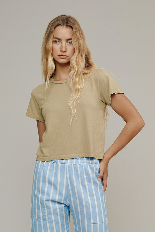 Cropped Ojai Tee | Jungmaven Hemp Clothing & Accessories / model_desc: Grace is 5’8” wearing XS