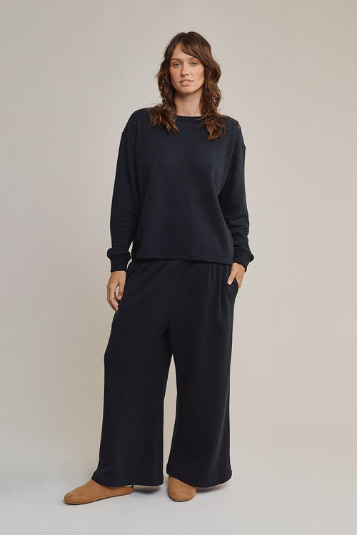 Shasta Fleece Sweatpant | Jungmaven Hemp Clothing & Accessories / model_desc: Tatchi is 5’9” wearing S