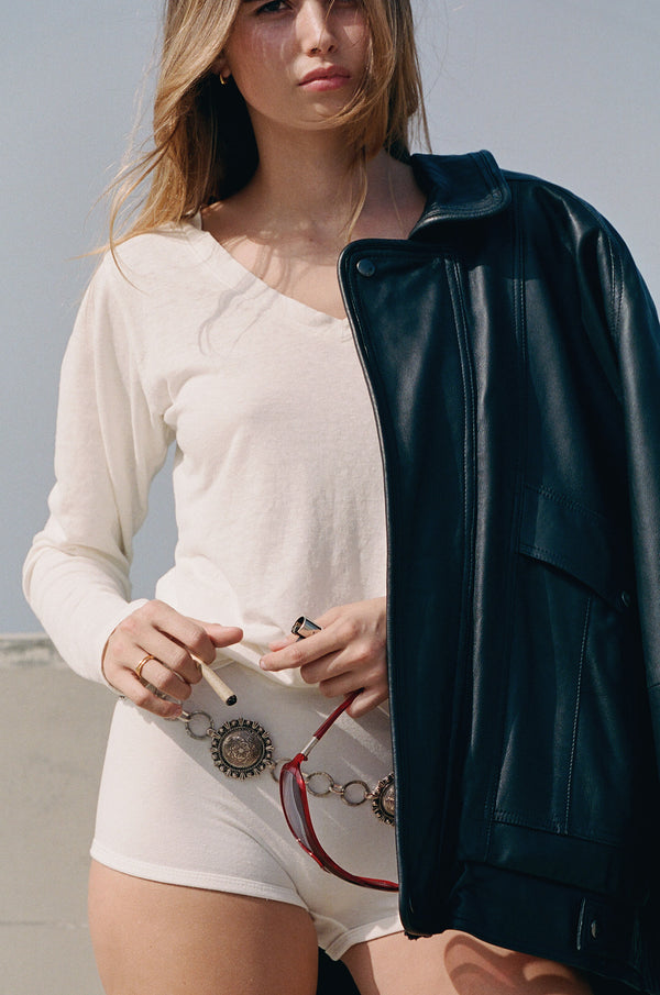 Finch Long Sleeve V-neck | Jungmaven Hemp Clothing & Accessories / Color: