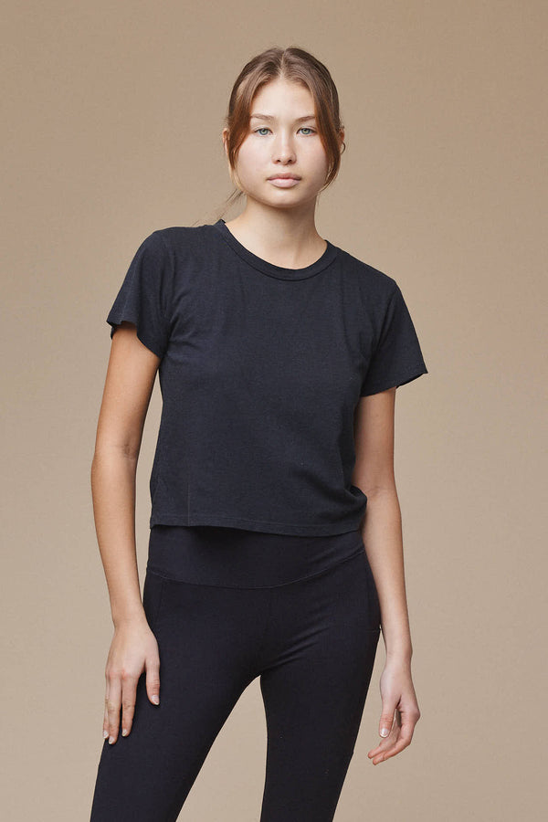 Cropped Ojai Tee | Jungmaven Hemp Clothing & Accessories / model_desc: Katriel is 5’9” wearing XS