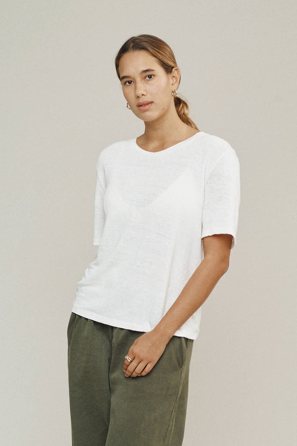 Dakota - 100% Hemp Cropped Tee | Jungmaven Hemp Clothing & Accessories / model_desc: Maya is 5’10” wearing S