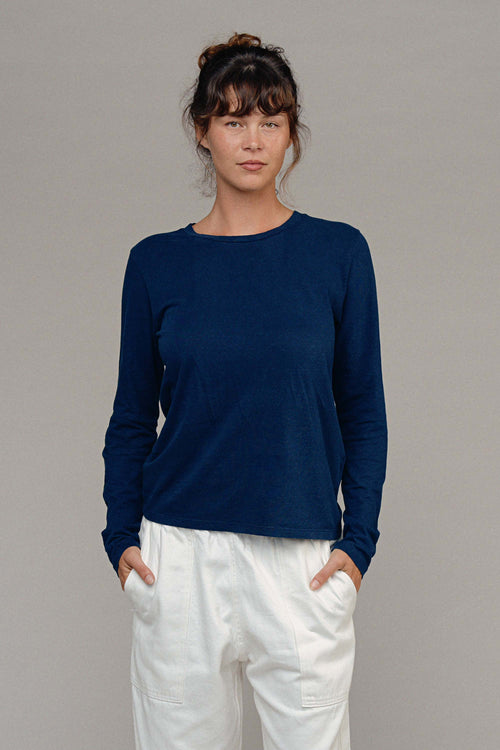 Encanto Long Sleeve Tee | Jungmaven Hemp Clothing & Accessories / model_desc: Sydney is 5’8” wearing S