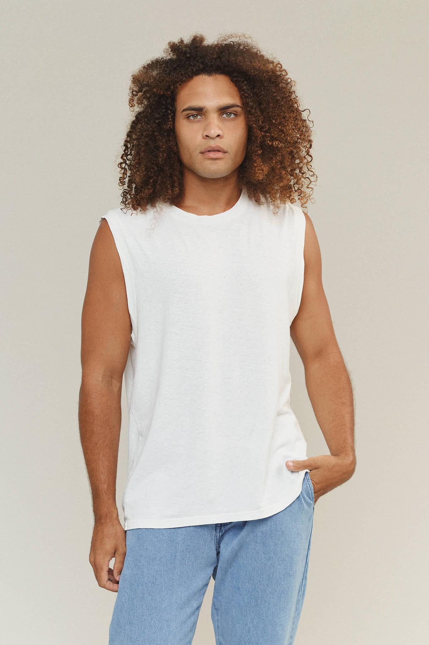 Malibu Muscle Tee | Jungmaven Hemp Clothing & Accessories / model_desc: Davon is 6’0” wearing Large