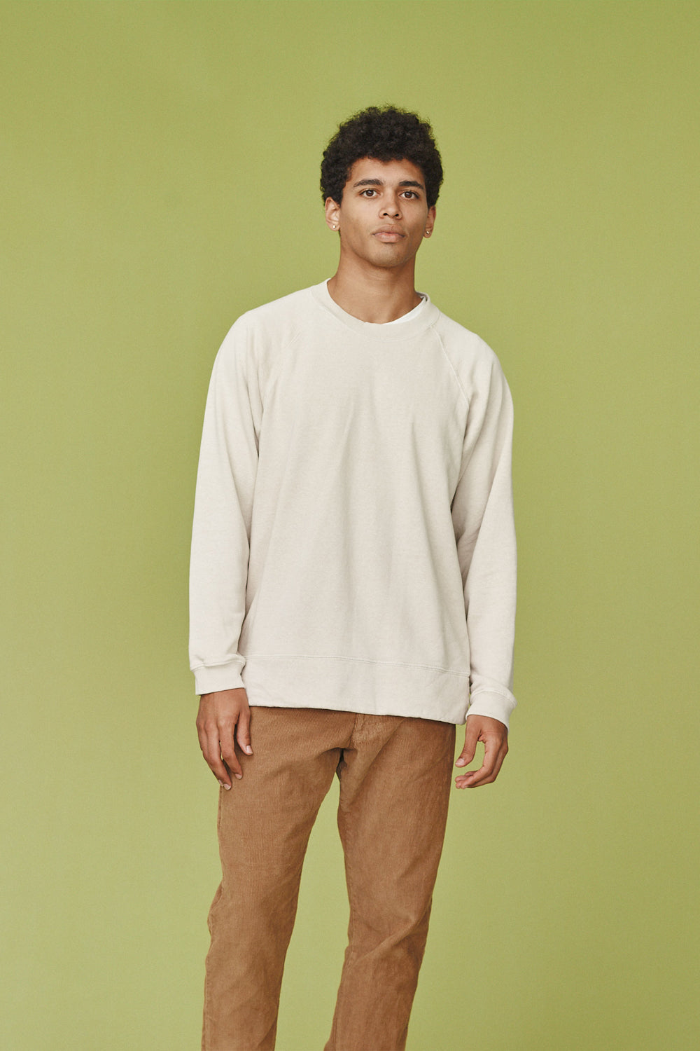 Sierra Raglan Sweatshirt | Jungmaven Hemp Clothing & Accessories / model_desc: Isaiah is 6’1” wearing L
