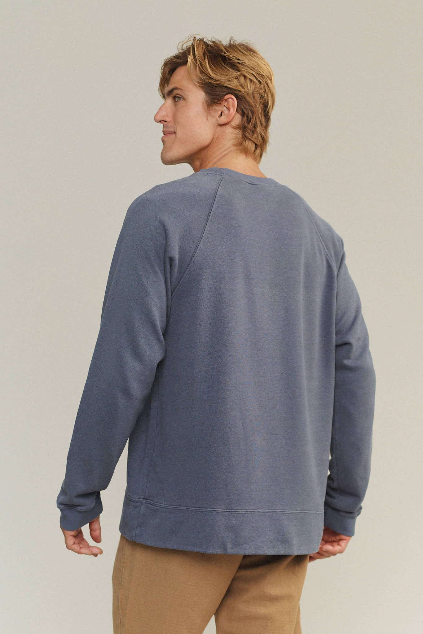 Sierra Raglan Sweatshirt | Jungmaven Hemp Clothing & Accessories / Color: