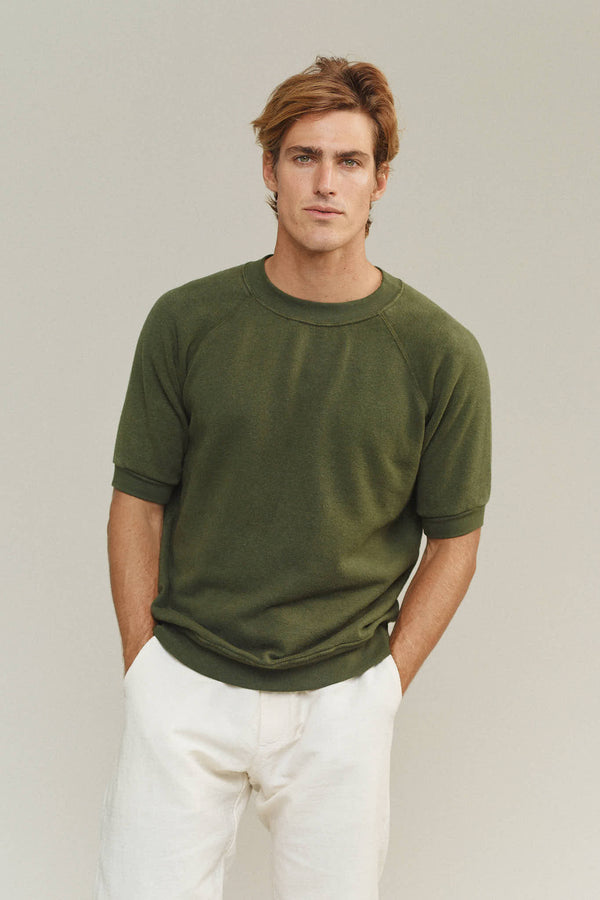 Short Sleeve Raglan Fleece Sweatshirt | Jungmaven Hemp Clothing & Accessories / model_desc: Louis is  6’0” wearing L