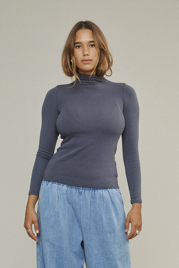 Whidbey Turtleneck | Jungmaven Hemp Clothing & Accessories / model_desc: Maya is 5’10” wearing S