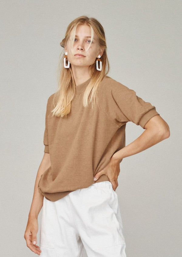 Short Sleeve Raglan Fleece Sweatshirt | Jungmaven Hemp Clothing & Accessories / model_desc: Stephanie is 5’9” wearing XS